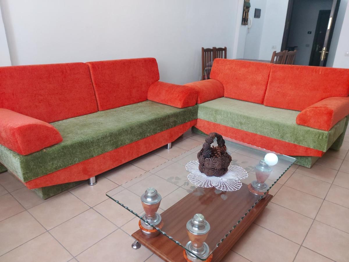 Nm - Classic Apartment Durrës 외부 사진