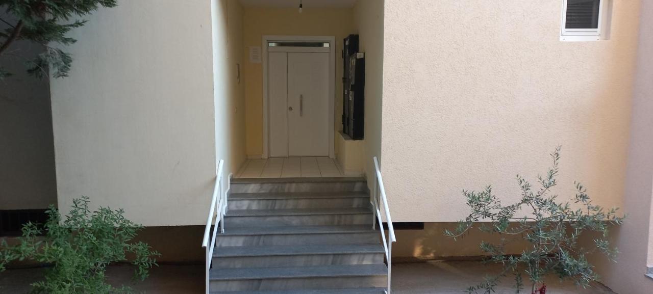 Nm - Classic Apartment Durrës 외부 사진