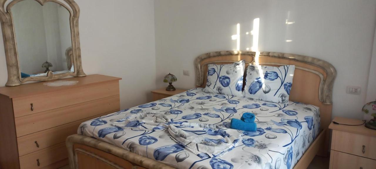 Nm - Classic Apartment Durrës 외부 사진