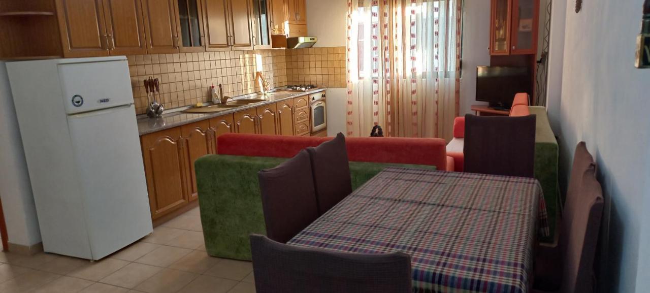 Nm - Classic Apartment Durrës 외부 사진